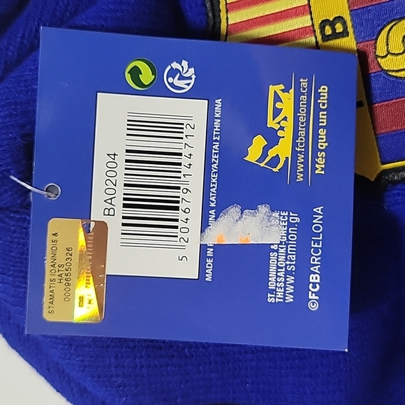 FCBARCELONA Knit Beanie One Size Unisex Blue and Red NWT - Picture 7 of 13
